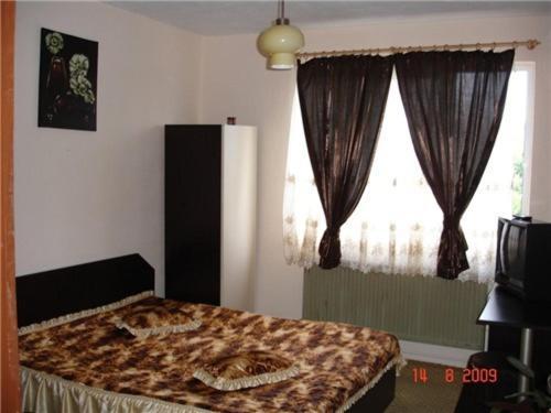 Family Hotel Natalis Chisaria Pokój zdjęcie